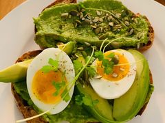 牛油果吐司-Egg•Allday Brunch(襄阳北路店)