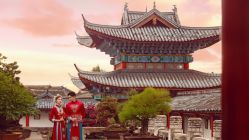 -唯一旅拍·颂当代影像艺术中心(上城店)