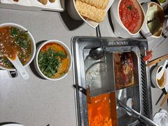 -海底捞火锅(关山保利店)