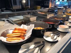 现炸油条-飨食汇全日制餐厅·昆山皇冠假日酒店(九方店)