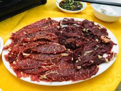 雪花吊龙双拼-鑫宝沙茶牛肉火锅(永泰店)