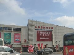 -上海轻纺市场-停车场