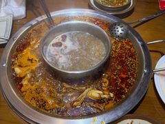 -巴隆门重庆老火锅(太湖路店)