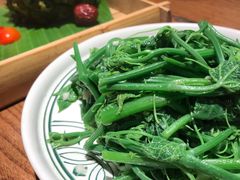 清炒瓜尖-云海肴·汽锅鸡·云南菜(高德置地店)