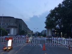 -北京大学东门(地铁站)