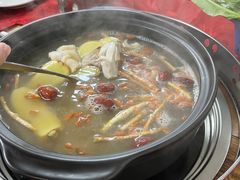 -花苑美食横琴生蚝火锅(拱北粤华路店)