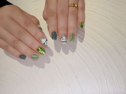 -沫儿·美甲美睫·半永久·皮肤管理