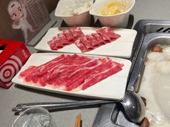 -海底捞火锅鲜切牛肉主题店(长寿路店)