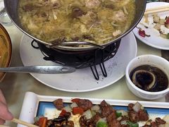 -一口猪海鲜浑锅·东北家常菜