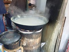-云南大锅豆浆店