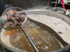 -左庭右院鲜牛肉火锅(浦江欢乐颂店)
