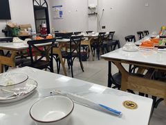 -在巷子里的烤肉店·螺蛳粉烤鱼·牛蛙(和美城店)