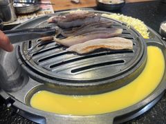 -GOGIYA·咕叽吖韩国传统烤肉店(东方新天地店)
