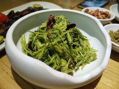 炝拌松尖-潮粥荟·潮汕砂锅粥(朝阳大悦城店)