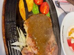 -爱丽丝牛排西餐厅(光谷步行街店)