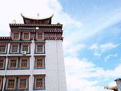 -噶丹松赞林寺