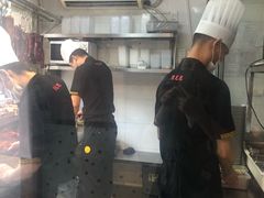 -陈光记烧腊(长寿路店)