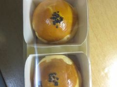莲蓉蛋黄酥-鲍师傅糕点(春熙路店)