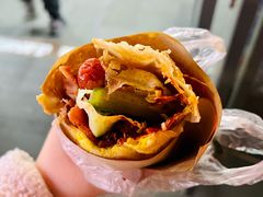 火腿肠-神奇的香酥鸡蛋灌饼