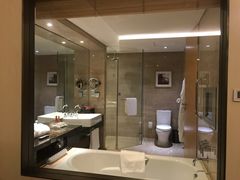 -天津滨海圣光皇冠假日酒店