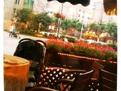 露天位-必胜客(瑞虹店)