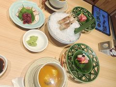 -花和海鲜自助(梅江店)