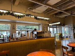 -三勾JJJ Burger&Coffee(梅溪湖店)