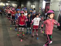 -悦动体能篮球羽毛球网球(三里河店)