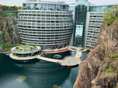 -蓝精灵乐园·世茂精灵之城主题乐园