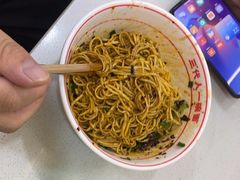 -叶伟胡辣壳面(两路口店)