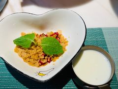 -蜜桃花开·中西融合菜E&W(南长街店)