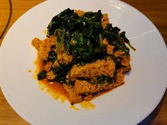 -俭寨大盘鸡·手抓肉·烧烤新疆菜(乌苏路店)