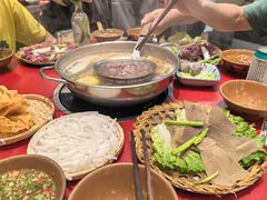 -潮汕·草根牛肉档(上海荟聚城市集市店)