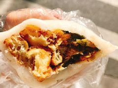 咸蛋黄肉松糖粉年糕团-上海虹口糕团(福州路店)