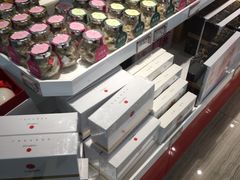 -河南特产汇(郑州新郑国际机场店)