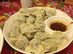 -闯关东东北农家菜(崂山石老人店)
