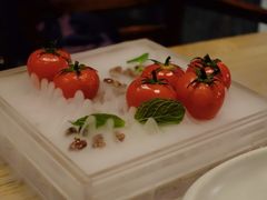 番茄脆菇沙拉-小大董·烤鸭(王府井apm店)