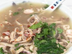 羊杂汤-清真喜兰老丁羊汤特色小吃