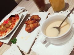 -必胜客(武汉欢乐谷店)