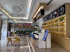 -凯里亚德酒店(深圳北站大浪商业中心店)