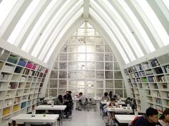 -钟书阁(松江泰晤士小镇店)