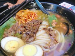 五香牛腩-桂在香知桂林米粉(红博中央公园店)
