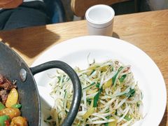 -聚鑫朋酸菜肥肠(文艺路口店)