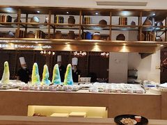 -雍和会海鲜姿造自助(湖东路店)