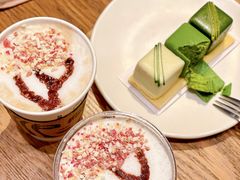 -星巴克臻选(杭州嘉里中心1F店)