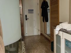 -海豚愉悦电竞酒店(包河万达步行街店)