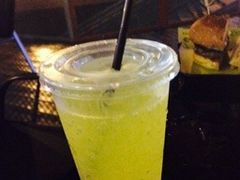 -龙治汉堡(中华城店)