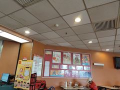 -麦当劳(郑州银基店)