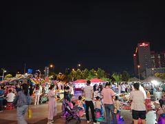 -港澳广场购物中心