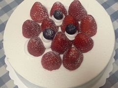 草莓花园蛋糕（6寸）-85度C(南京龙江店)